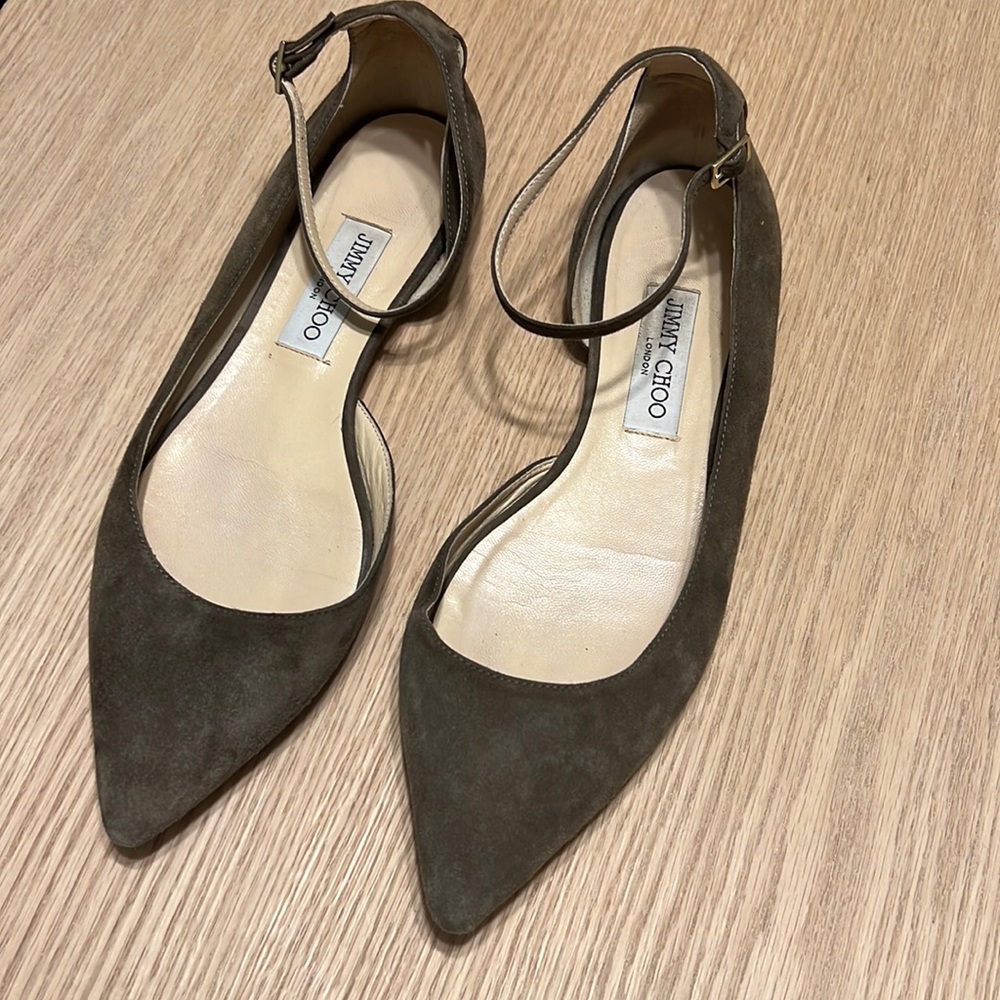 Jimmy Choo London Ladies Shoes, Made in Italy, size 40, gently used, Olive Green